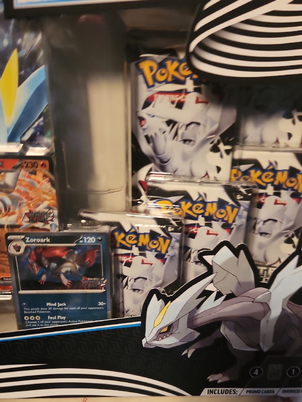 NEW Pokemon Unovq Heavy Hitters Premium Collection - Picture 8 of 9